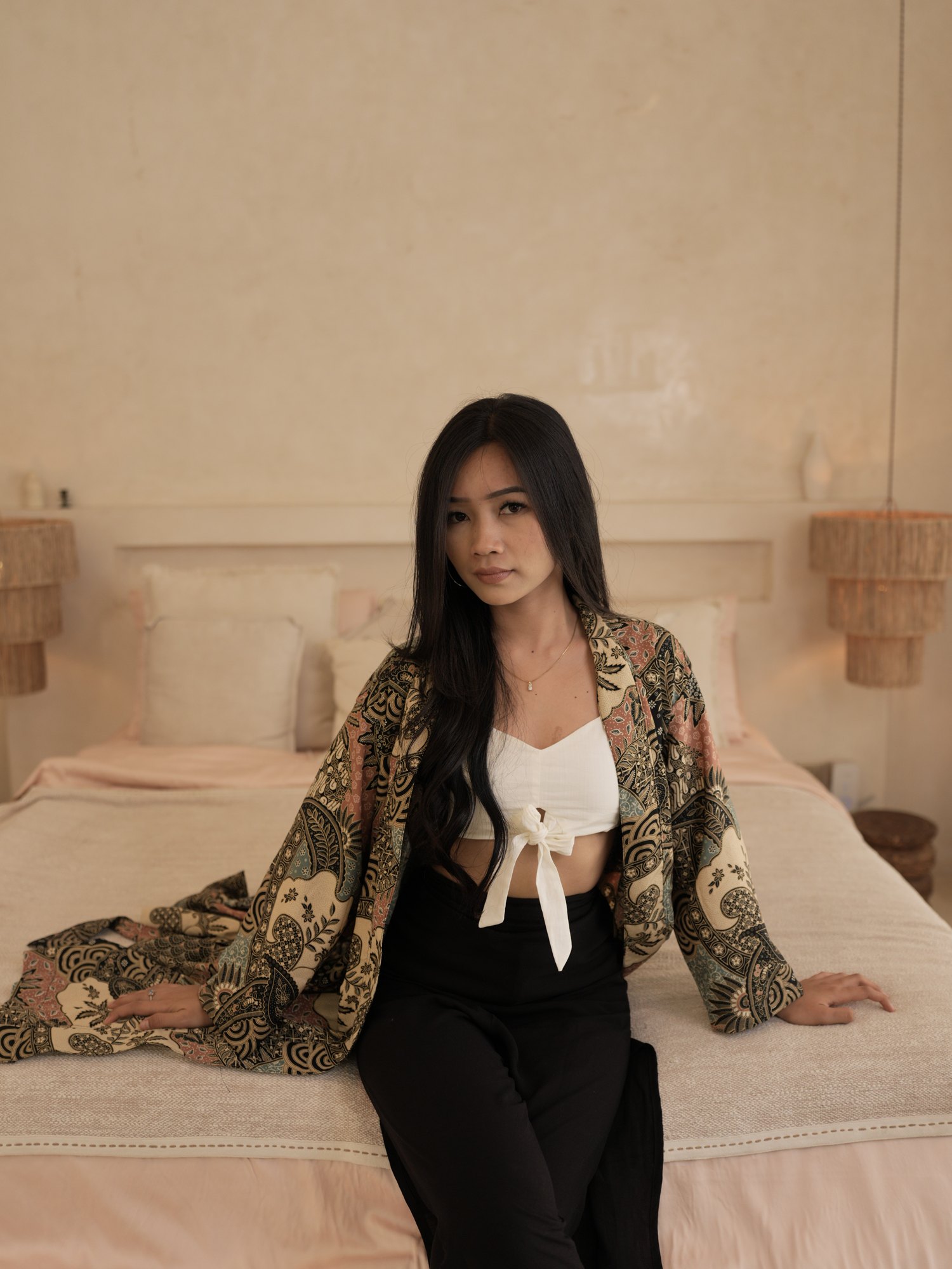 Sari kimono in Rosa Salvia with white Tanah top and Bayu pants