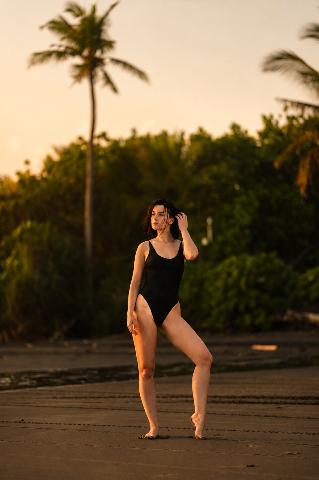 Held One Piece — Nero, editorial